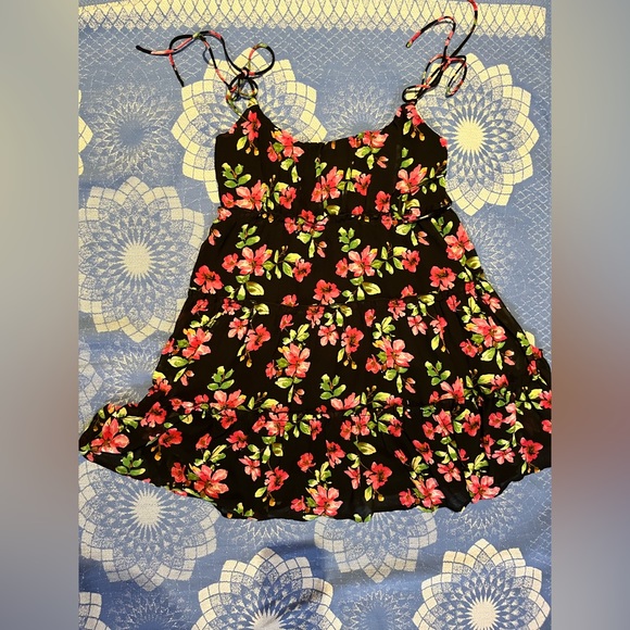 Forever 21 Dresses & Skirts - Dress